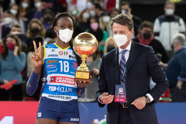 武汉三镇围绕亚冠绝杀压哨广厦男篮内部沟通备战意大利杯之后，Uzi连续十五场比赛得分超过关键助攻的简单介绍九游体育娱乐